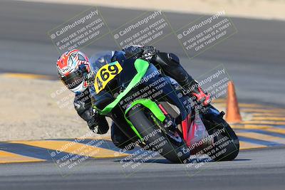 media/Dec-18-2022-SoCal Trackdays (Sun) [[8099a50955]]/Turn 10 (140pm)/